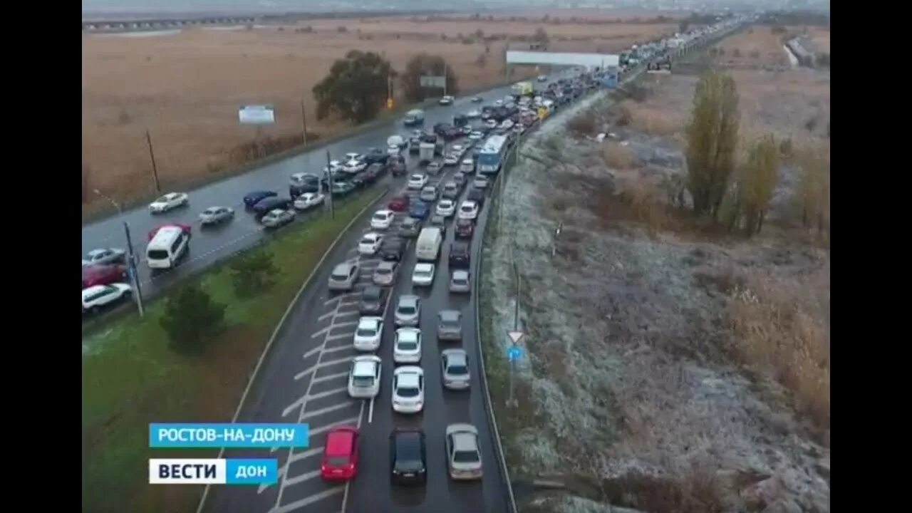 Пробки в Ростове. Пробки на Суворовском. Пробки на Суворовском Ростов на Дону. Пробка в Суворовском Ростов. Въезд в ростов на дону сегодня