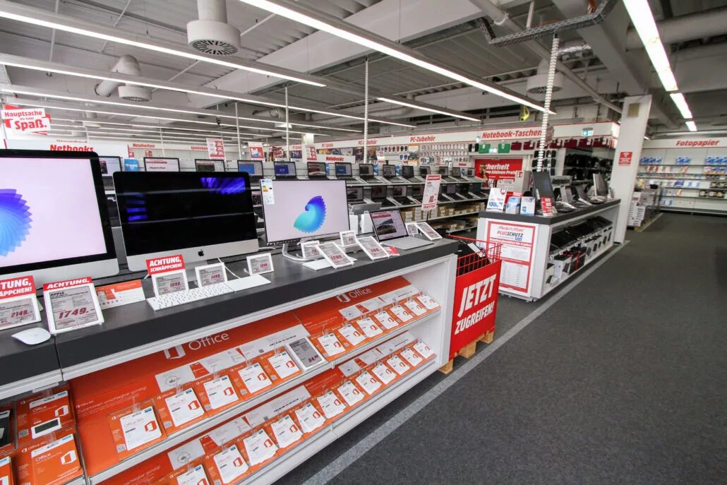 Немецкий магазин техники. Медиа Маркт. Media Markt реклама. Немецкий магазин электроники реклама Медиа март.