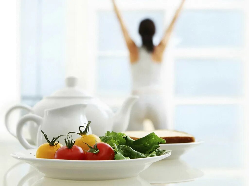 Полноценный завтрак. Что мы едим утром. Еда на завтрак. Что мы едим утром. Вкусная и полезная еда.