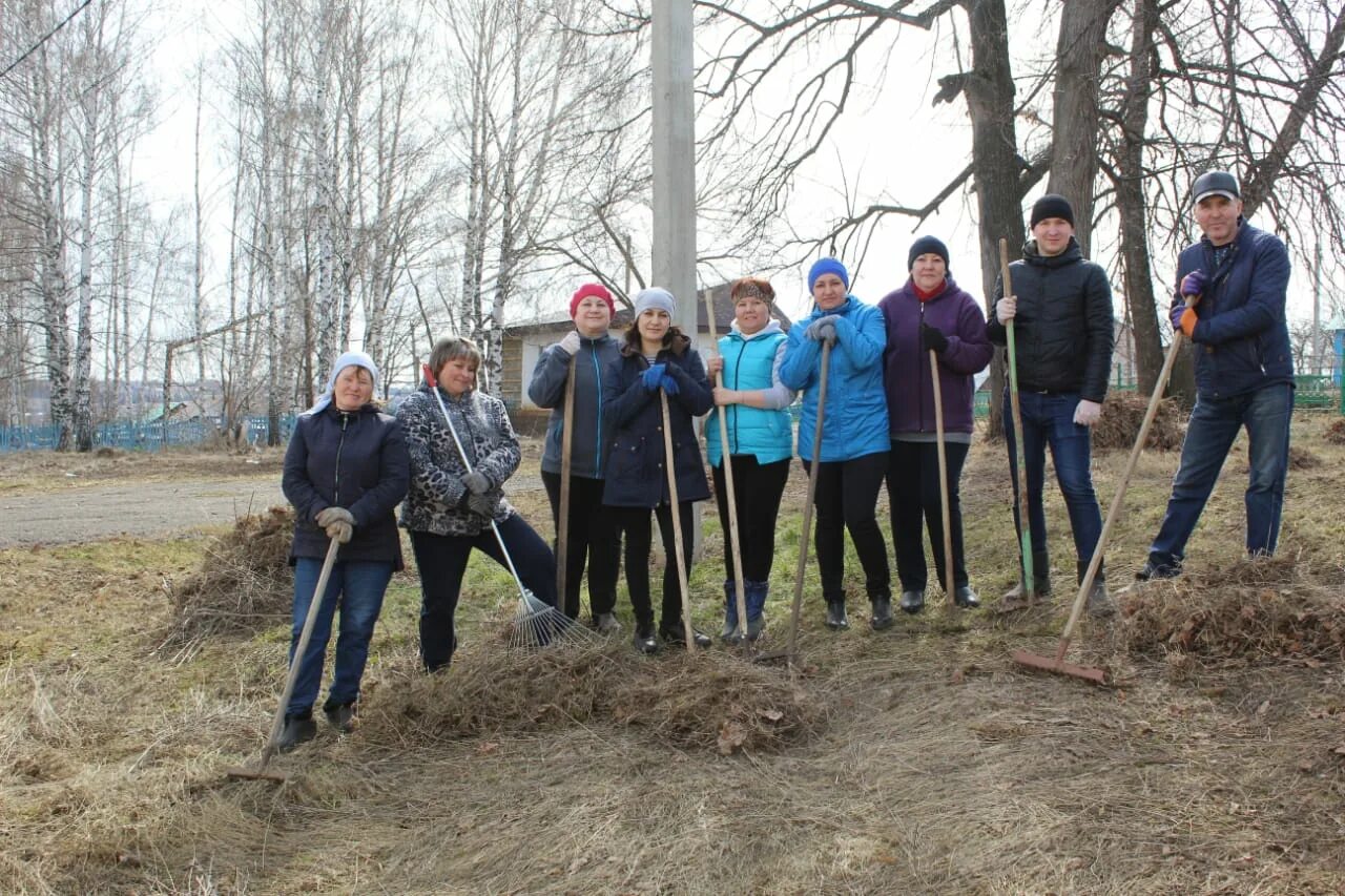 Краснохолмская больница Калтасинский район. Врачи Калтасинской ЦРБ. Главврач Калтасинской ЦРБ. Калтасинская парк Родники.