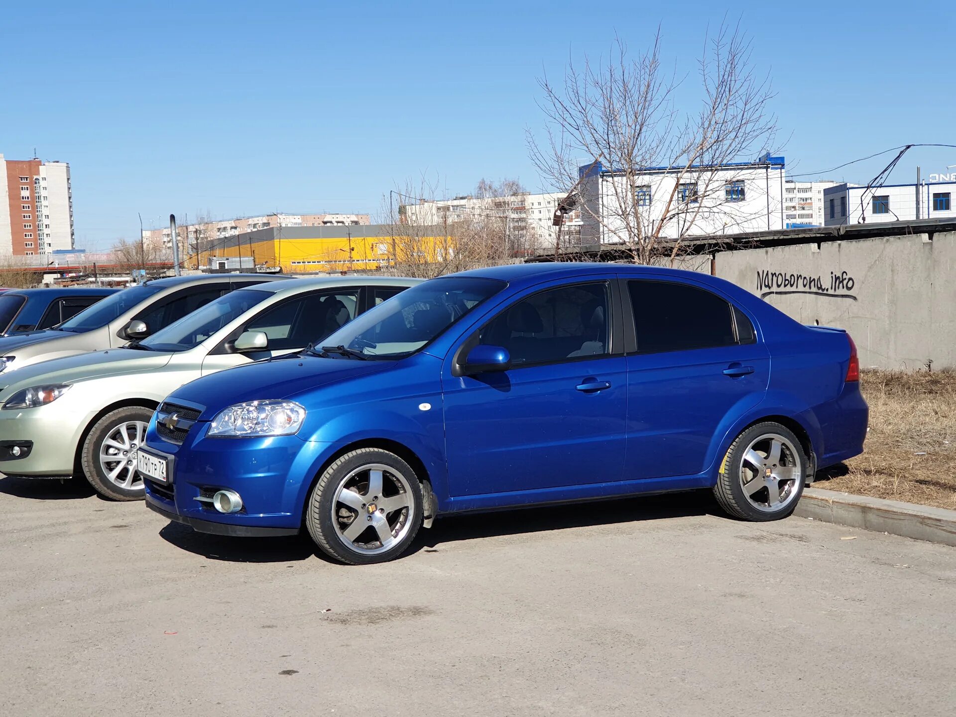 Диски на авео. Chevrolet Aveo r16. Шевроле Авео т250 r15. Шевроле Авео т250 на 17 дисках. Шевроле Авео т250 синяя.