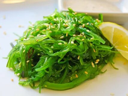 Водоросли с кунжутом