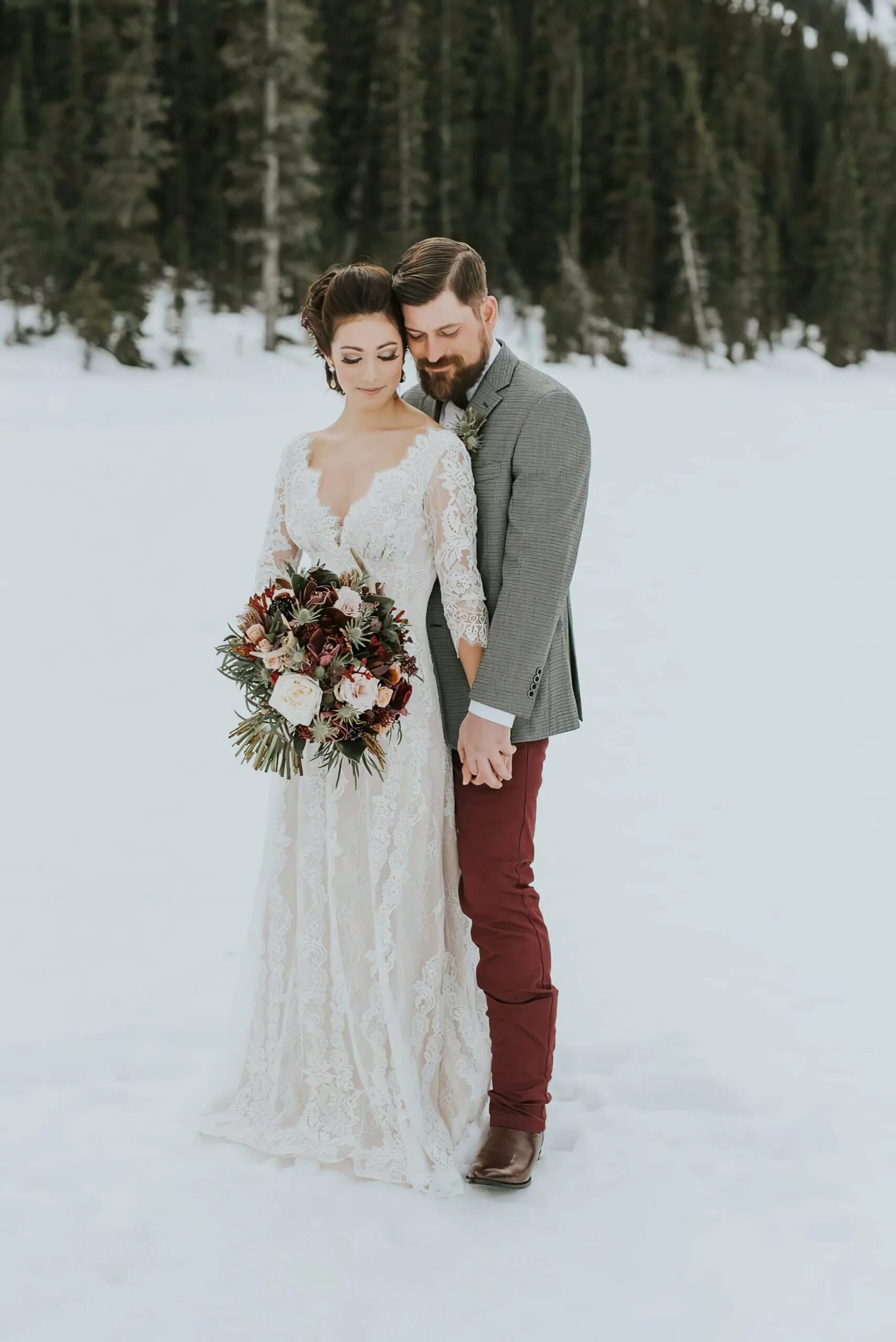 Свадьба зимой одежда. Свадьба зимой одежда. Свадьба зимой. Свадьба зимой. Зимние свадебные платья.