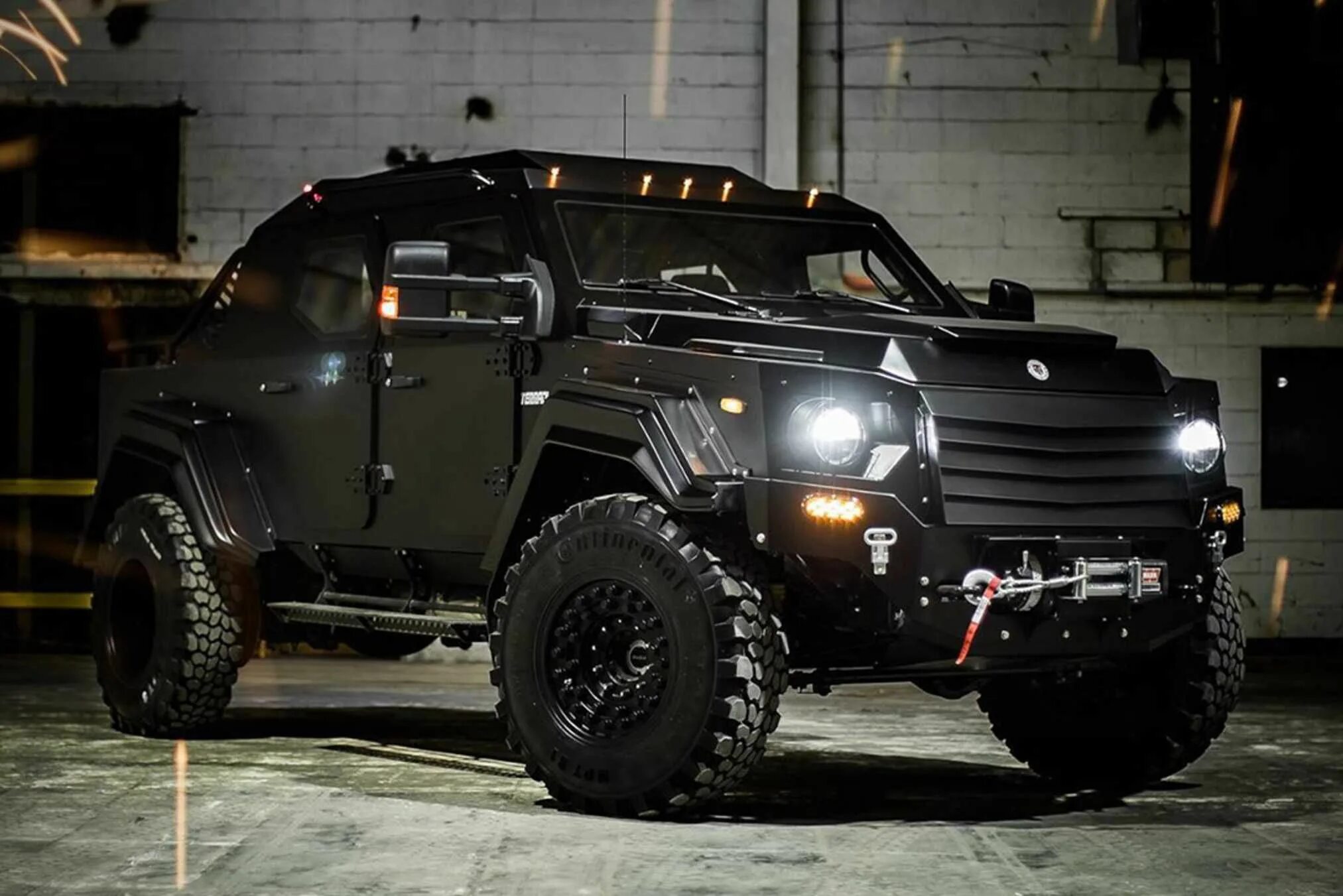 Купить бронированный песня. Terradyne Gurkha. Бронеавтомобиль Gurkha. Terradyne Armored vehicles Gurkha. Terradyne Gurkha RPV.