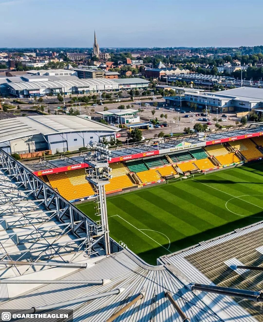 City stadium. Стадион: Карроу роуд (Норвич). ФК Норвич стадион. Карроу роуд», Норидж стадион роуд. Норвич Сити стадион.