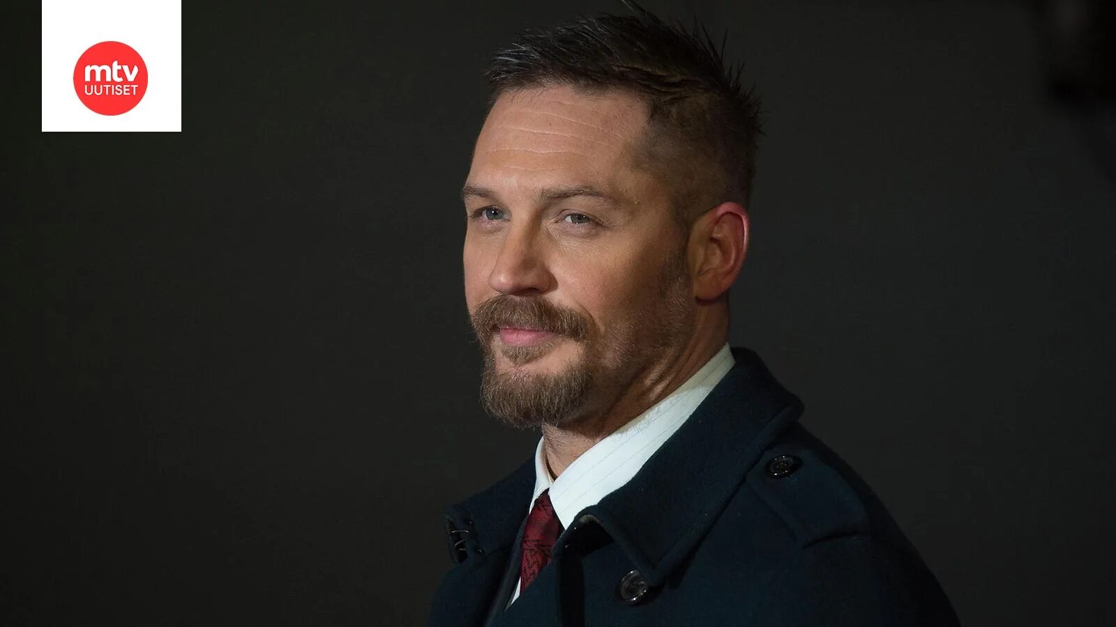 Том харди. Tom hardy. Том харди фото сейчас 2023. Том харди актер. Том харди с бородой.