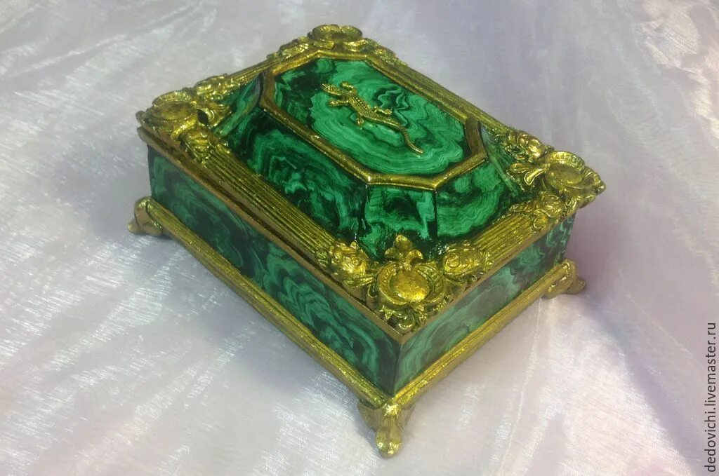 Похожее изображение Decorative boxes, Decoupage box, Antique boxes