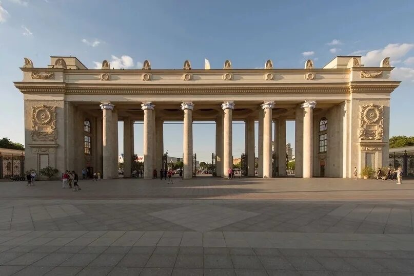 Парк культуры горького москва. Почему парк культуры. Центральный парк культуры и горького. Парк горького москва 2022. Цпкио горького москва.