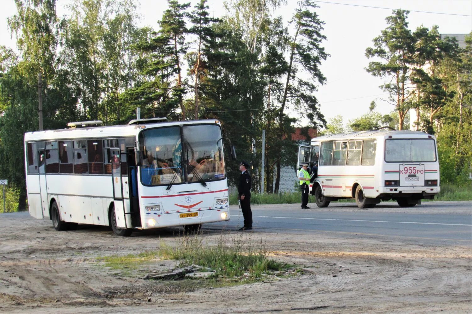 Автобусы 2 выкса. Выкса автобусы ПАЗ. Выкса автобус. Выкса продается ПАЗ. Водитель автобуса Выкса.