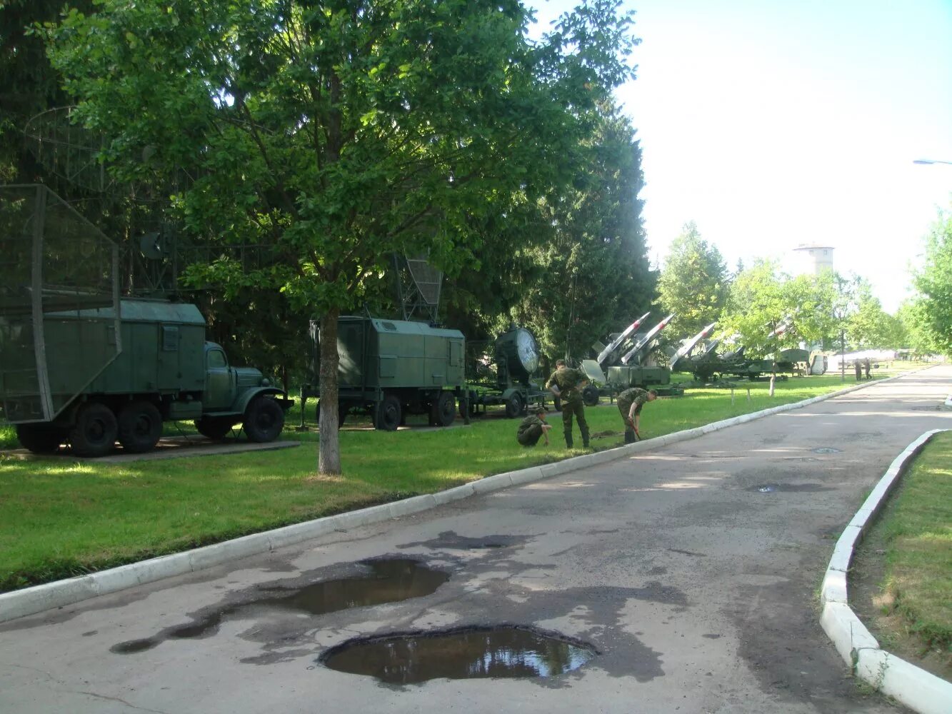 Посёлок хвойный Красносельский район воинская часть. Военный городок хвойный. Посёлок хвойный Ленинградской области. Хвойный СПБ военный городок.