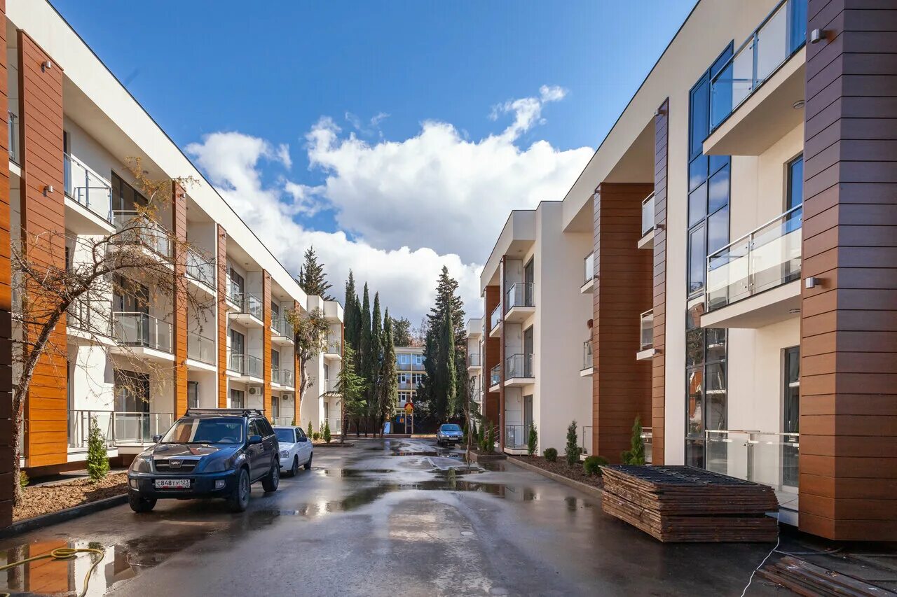 Жк мадрид парк 2 адлер. Searent мадрид парк. Мадрид парк отель адлер. Searent мадрид парк сочи. Ленина 219а 1.