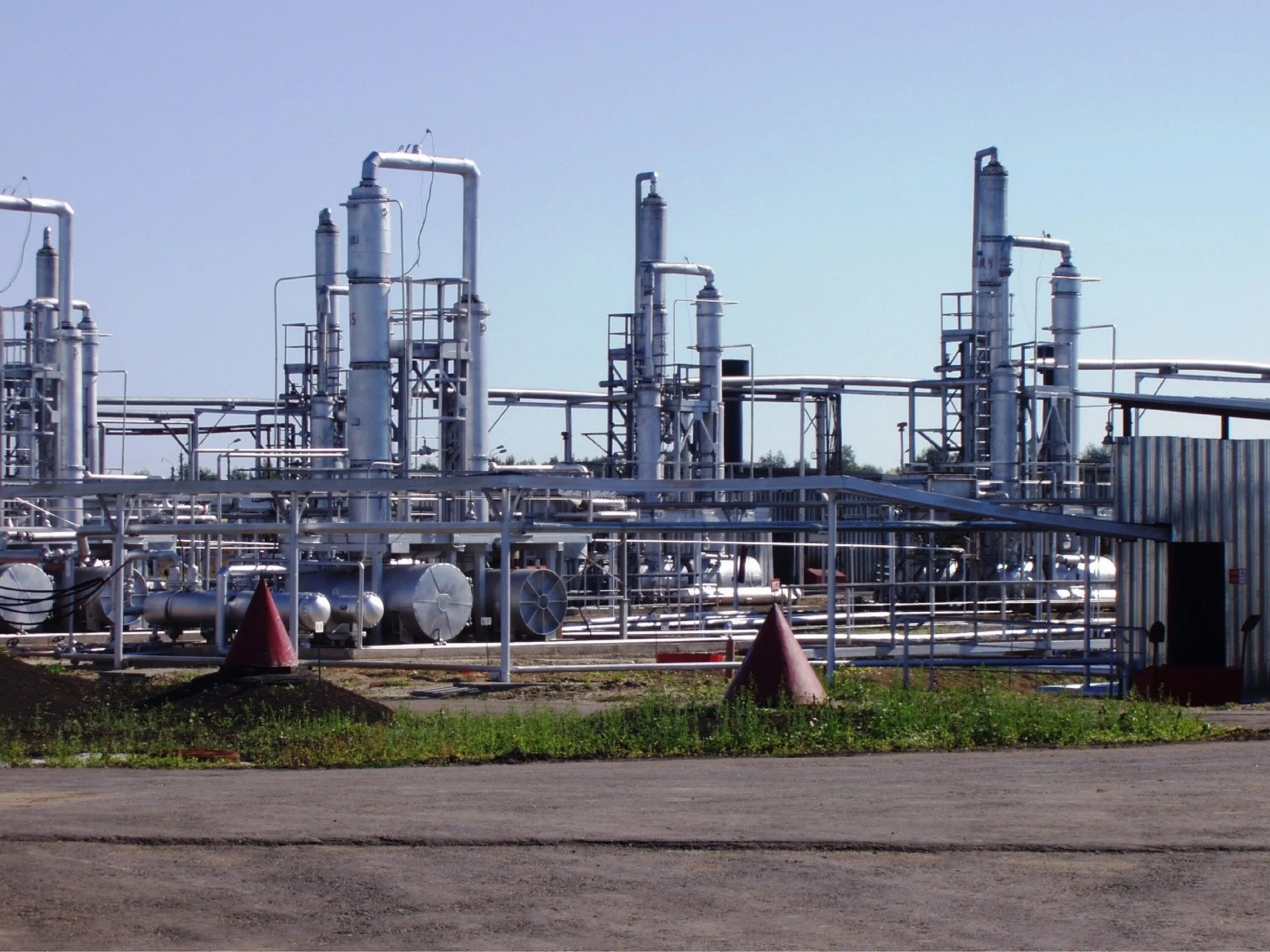 Нпз воронежская область. Нпз воронежская область. Миннибаевский газоперерабатывающий завод. Сызрань нефтеперерабатывающий завод. Гфу про нпз.