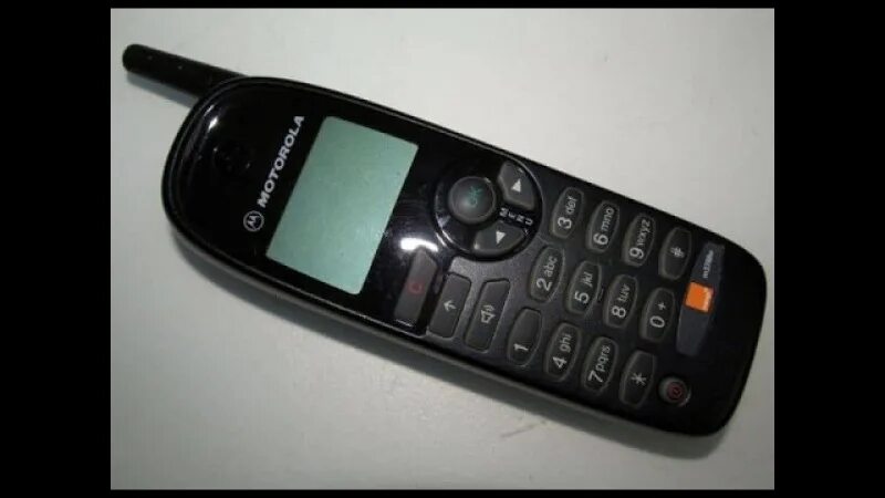 Моторола год выпуска. Моторола startac. Motorola startac (1996 год). Телефон моторола т190. Моторола 1998 года.