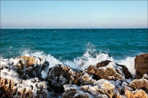 Черное море зимой и летом