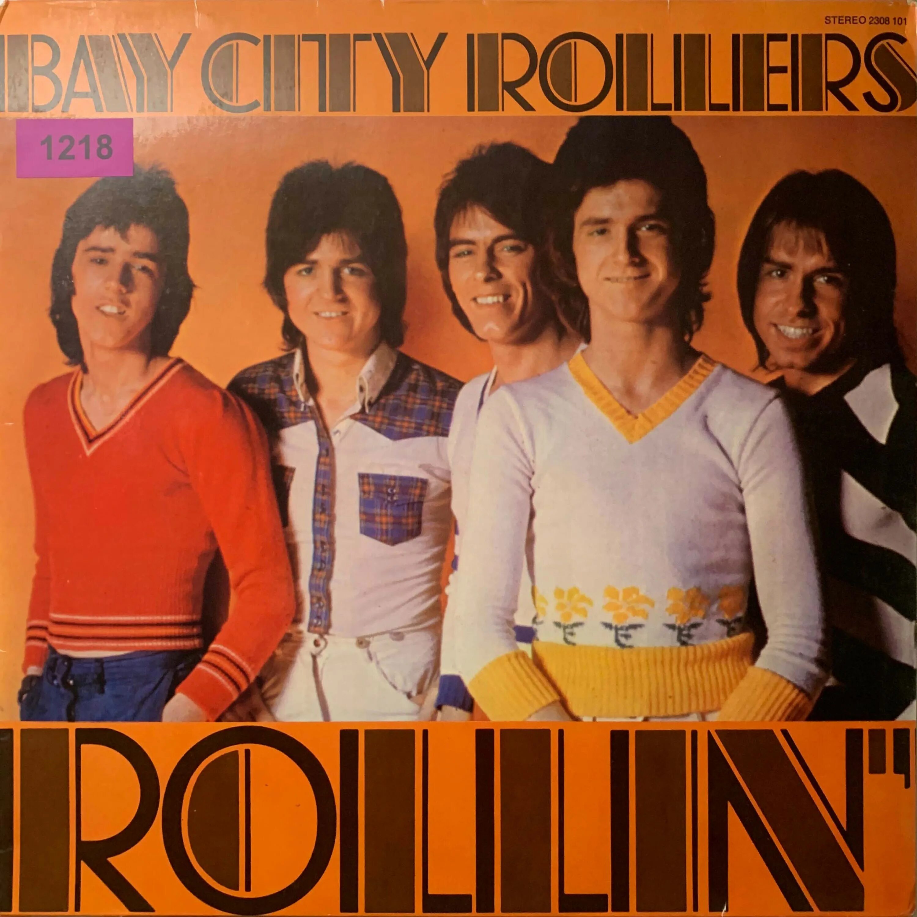 City roll. Группа Bay City Rollers. Bay City Rollers 1974. Bay City Rollers Rollin 1974. Иэн Митчелл Bay City Rollers.