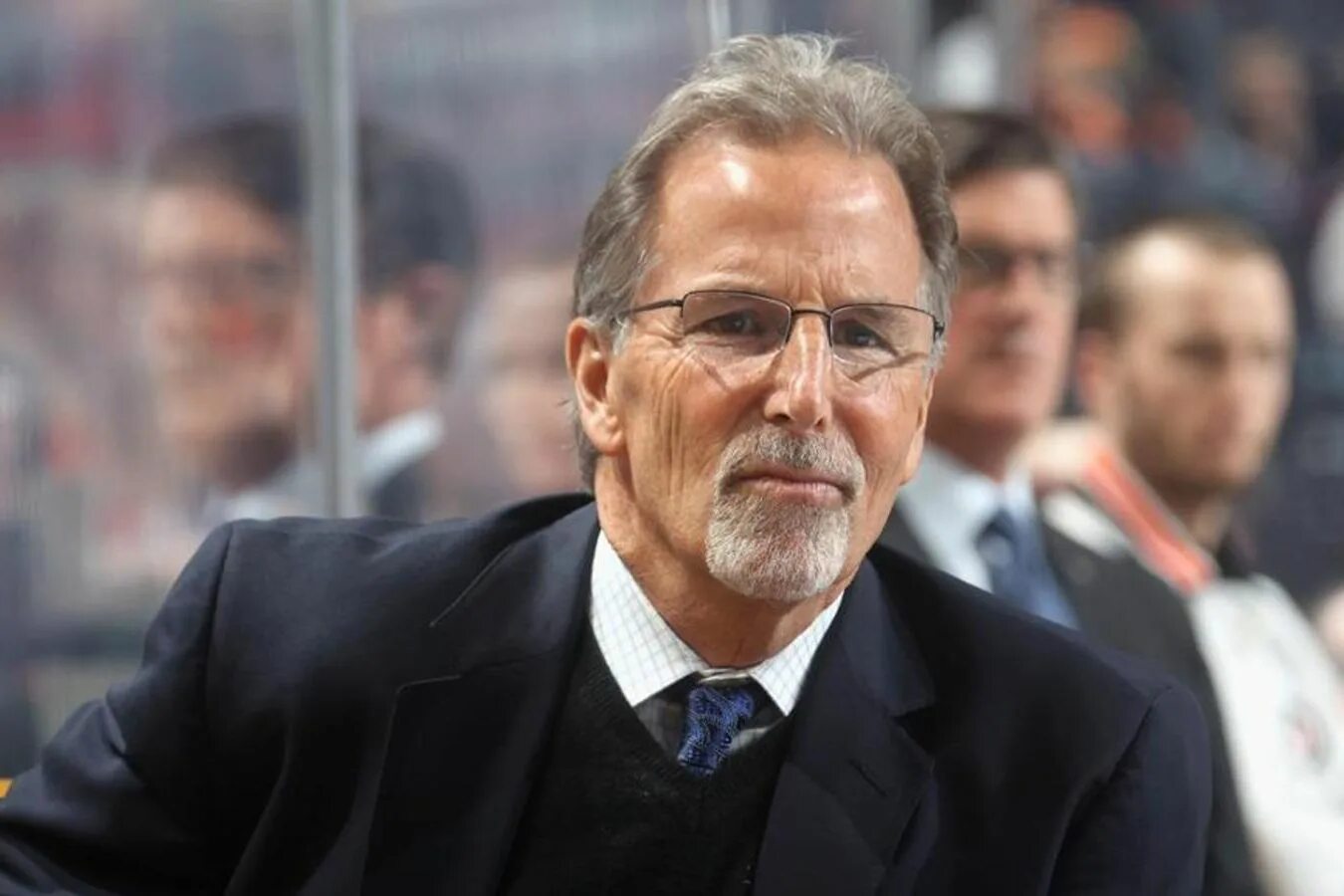 John tortorella. Торторелла тренер. Главный тренер команды джон торторелла. Главный тренер команды джон торторелла. Торторелла тренер.