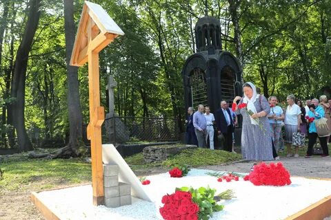 Экскурсия по кладбищу