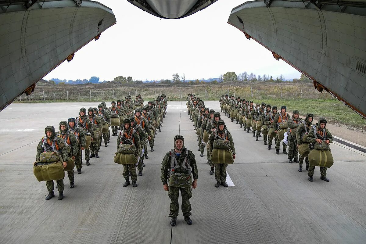 Потери десанта. Нагорный Карабах ВДВ. Военные учения. Российские войска. Российские военные.