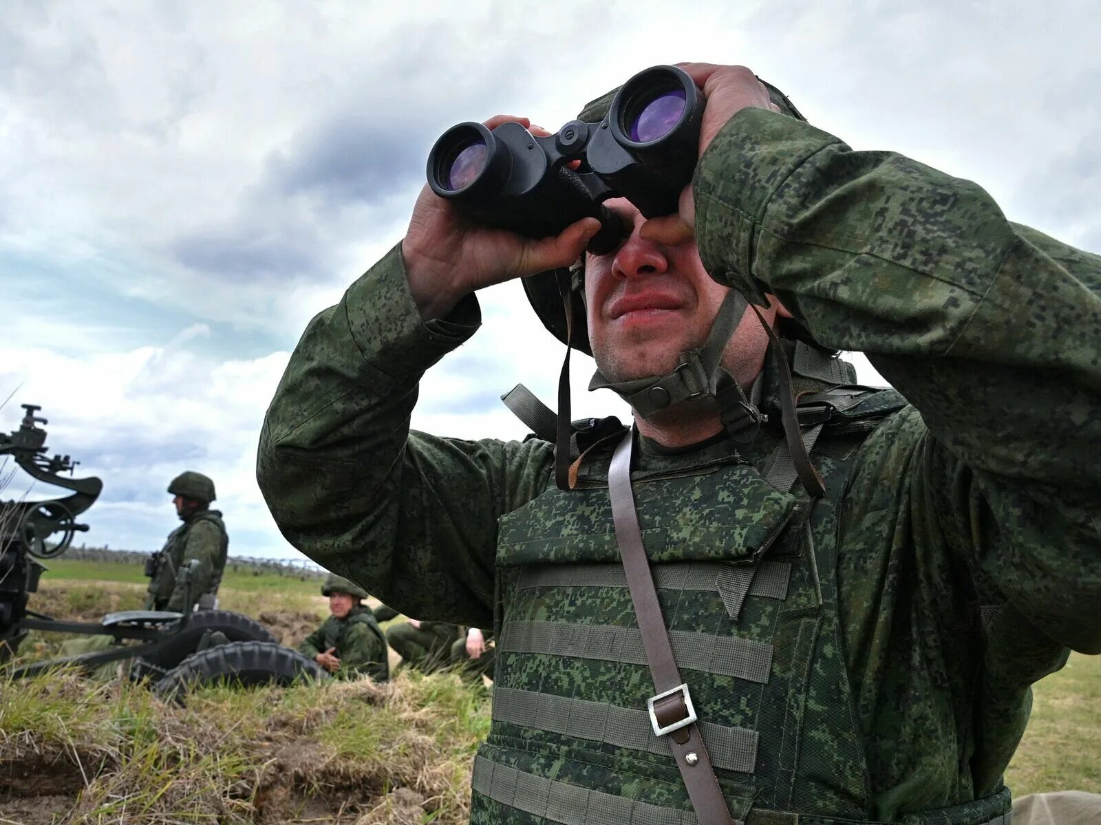 Учения 2025 год. Военные учения. учения в белоруссии. белорусские военные на границе.