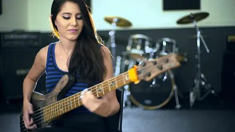 Dance bass
