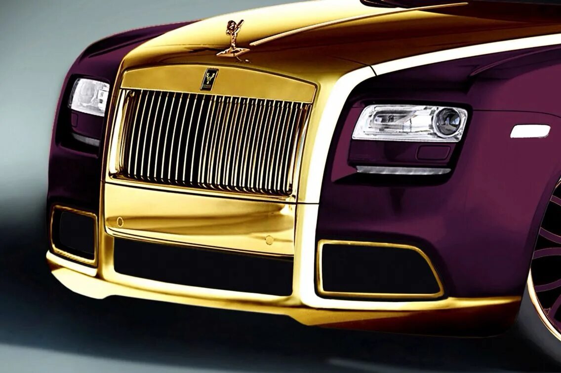 Как выглядит rolls royce. Золотой Rolls Royce Ghost. Rolls Royce Gold. Rolls Royce Ghost Gold. Золотой Роллс Ройс спереди.