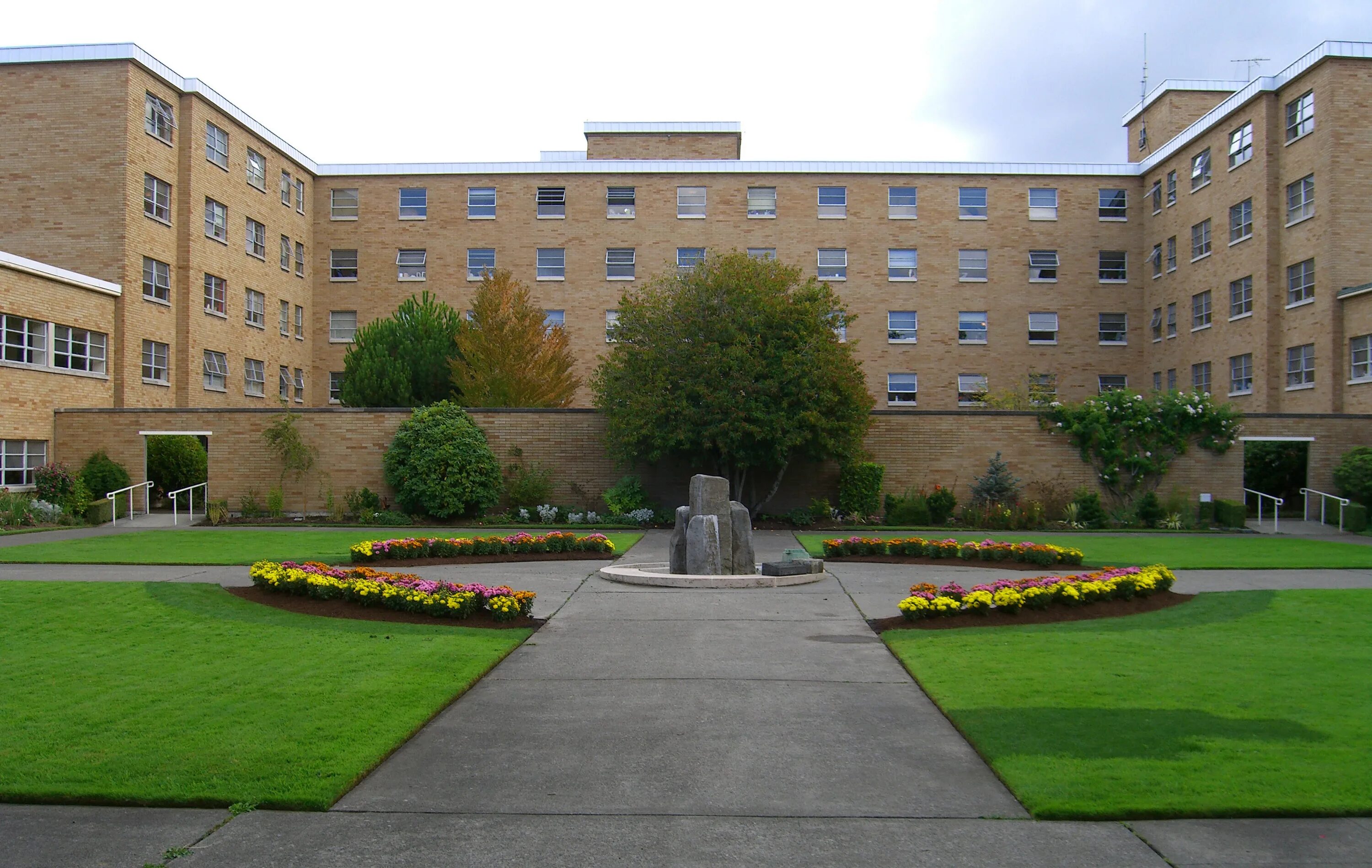 Bastyr University. Kenmore Вашингтон. Мэрилендский университет в колледж-парке. Частный университет США.