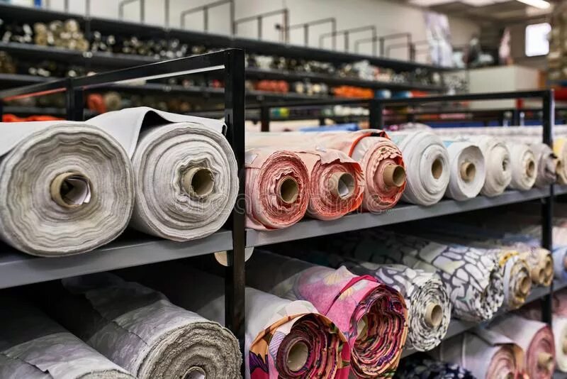 В куске было 15 метров ситца. Рулон ткани. Рулон ткани. Текстиль в рулонах. Материалы ткань рулон.