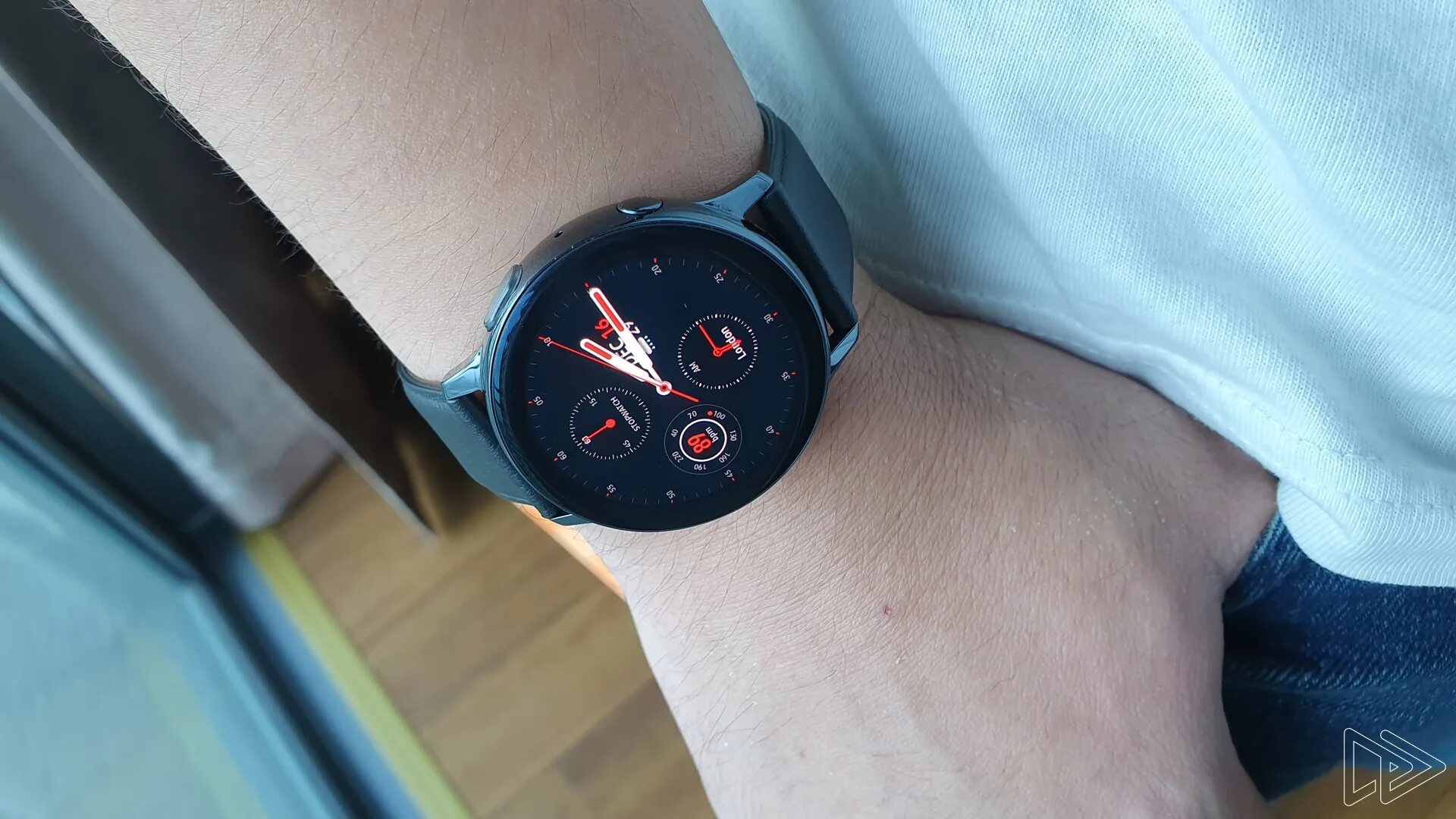 Galaxy watch r500. Самсунг вотч SM r500. Samsung Galaxy watch Active 2. Samsung Galaxy watch Active 1 2 3 4. Samsung Galaxy watch Active 4 40mm.