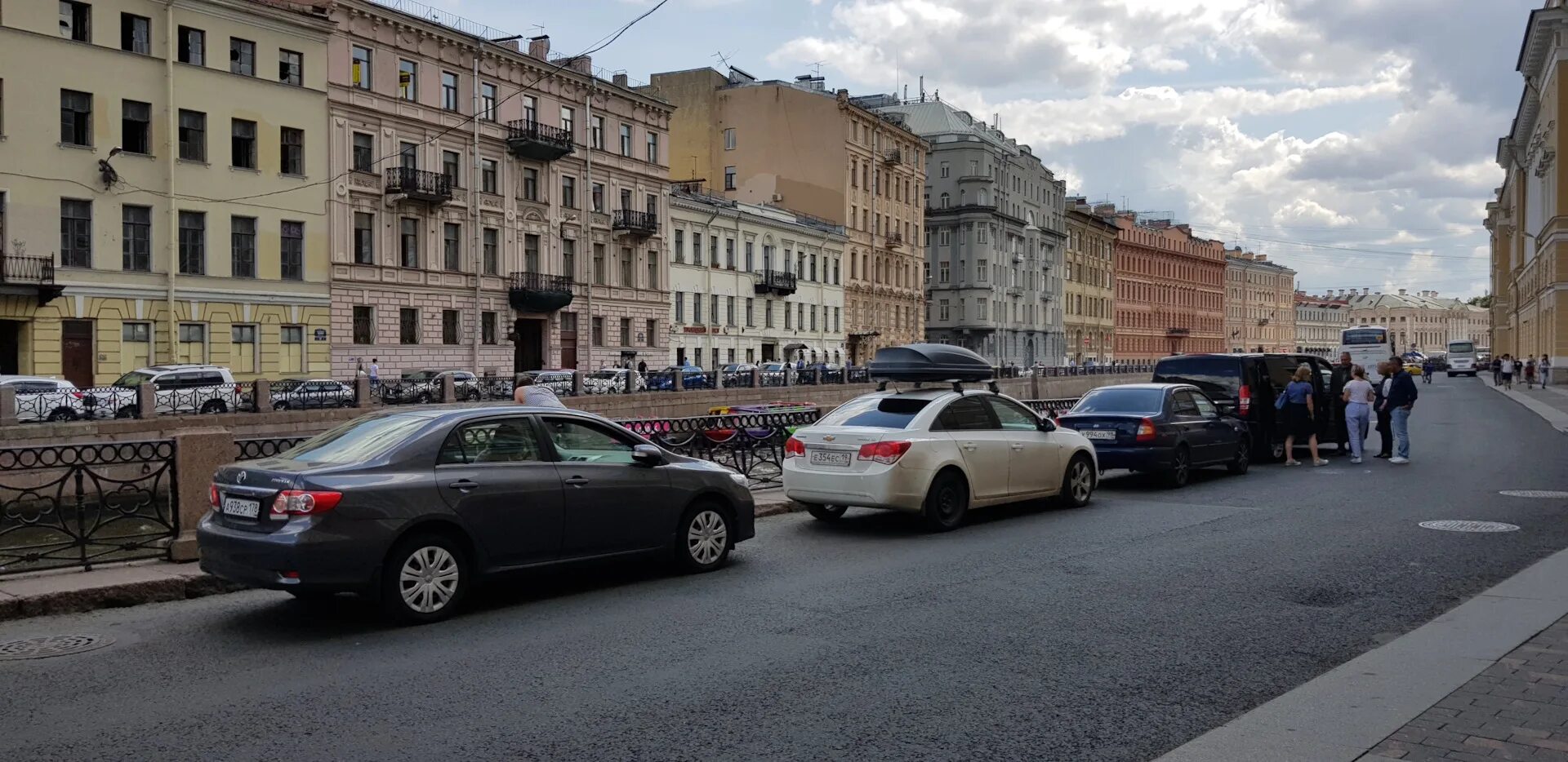 Питер днем. Фото в Питере с Московской. Фф Москва и Санкт-Петербург. Санкт Петербург Москва фото история.