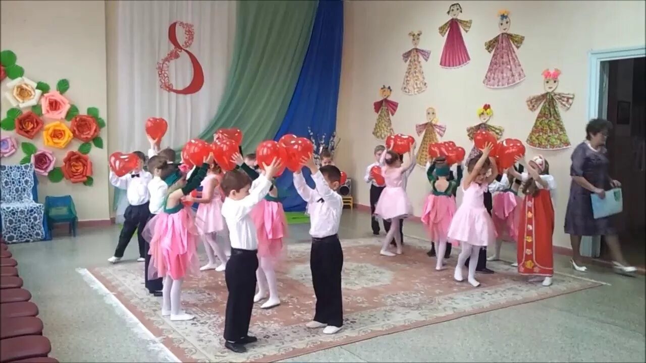 Танец под песню мама будь всегда