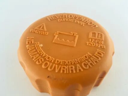 Крышка расширительного бачка ланос