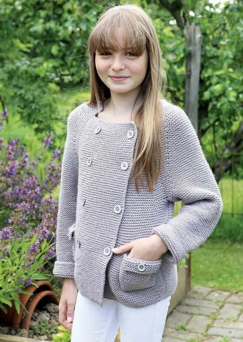 Свитер для девочки. Вязание для девочки подростка. Как связать кофту 10 лет. Жакет вязаный для девочки. Вязаный свитер для девочки 10 лет.