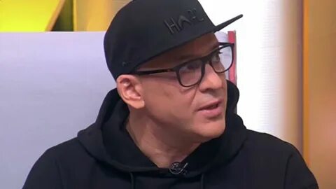 Солист мошенников