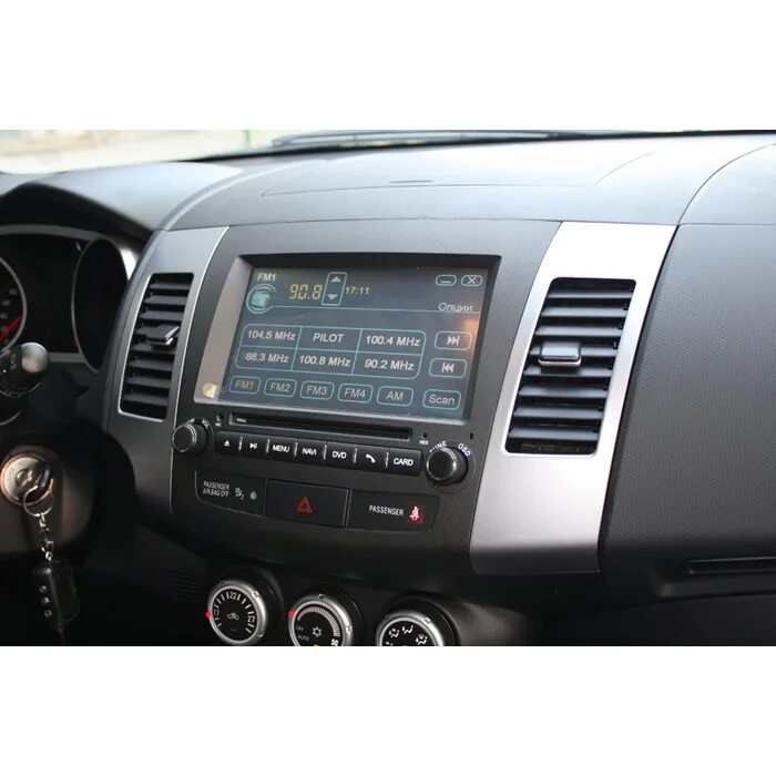 Магнитола Mitsubishi Outlander XL 2010. Штатная магнитола Mitsubishi Outlander XL. Магнитола на Аутлендер ХЛ 2008. Магнитола андроид Mitsubishi Outlander XL.