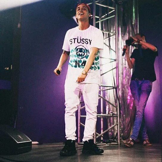 Яникс. Кто то еще yanix текст. Yanix feat. Яникс 2022. Яникс обложка трека.