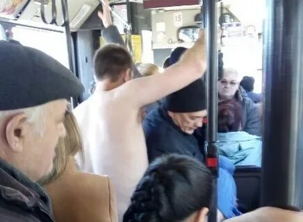 В общественном транспорте 18