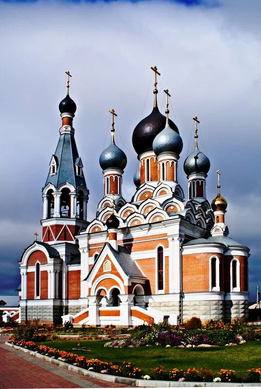 Храм на микрорайоне в бердске. Бердский собор. Церковь бердск колывань. Церковь сретения господня бердск. Церковь бердск.