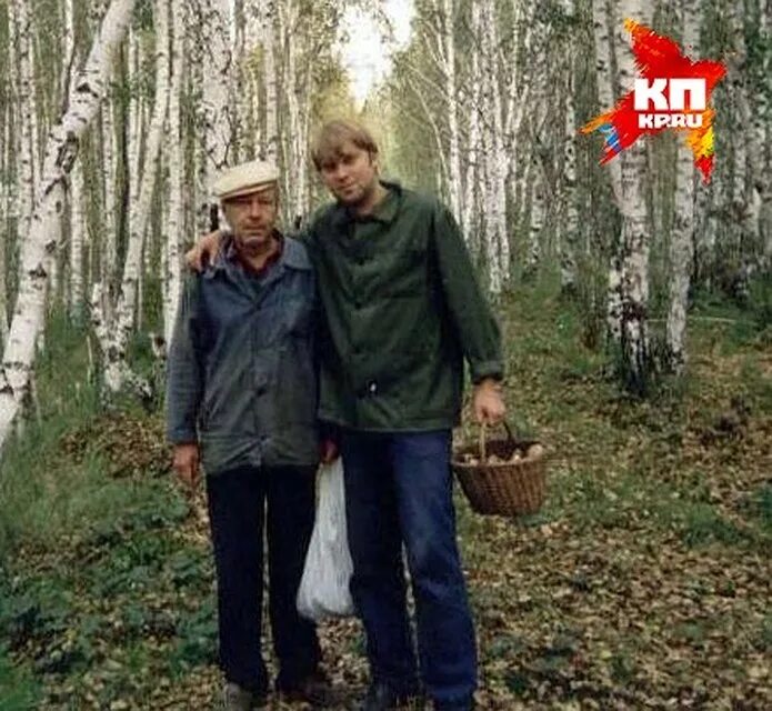 Светлаков родители. Светлаков родители. Отец сергея светлакова. Светлаков родители. Брат сергея светлакова.
