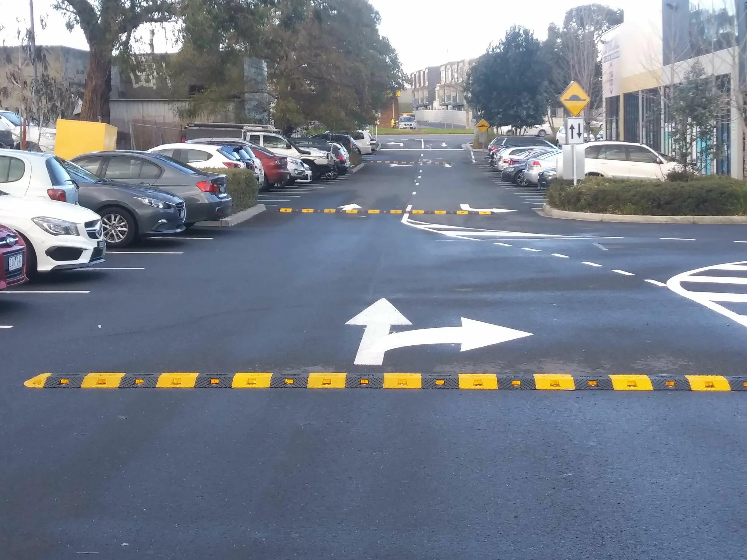 Parking line mark. Car parking машины. Паркинг лайн отзывы. Парковка елочкой задним ходом. Паркинг лайн.