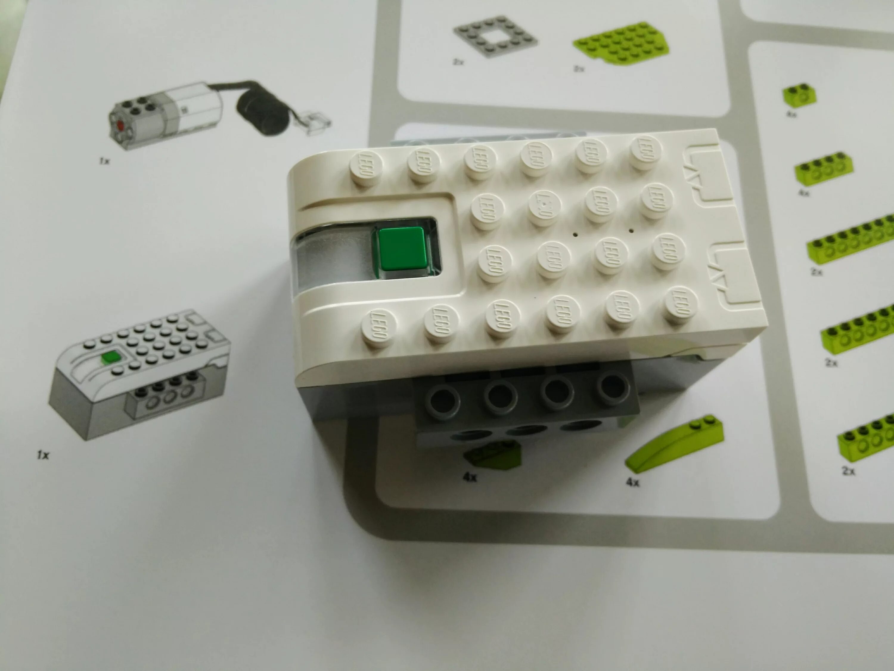 Смартхаб. Lego 45301 смартхаб wedo 2.0. смарт хаб lego wedo 2.0. смарт-хаб wedo 2.0 lego 45301. датчик движения лего ведо 2.0.