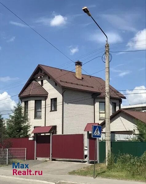 Фоминское г. Коттедж бийске улица ермака. Красивые коттеджи в бийске. Коттеджи бийск. Село фоминское алтайский край бийск.