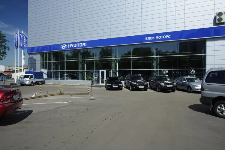 Адреса моторс москва. Babr motors в москве. Favorit motors войковская. Фаворит моторс 3-й км мкад. Адреса моторс москва.
