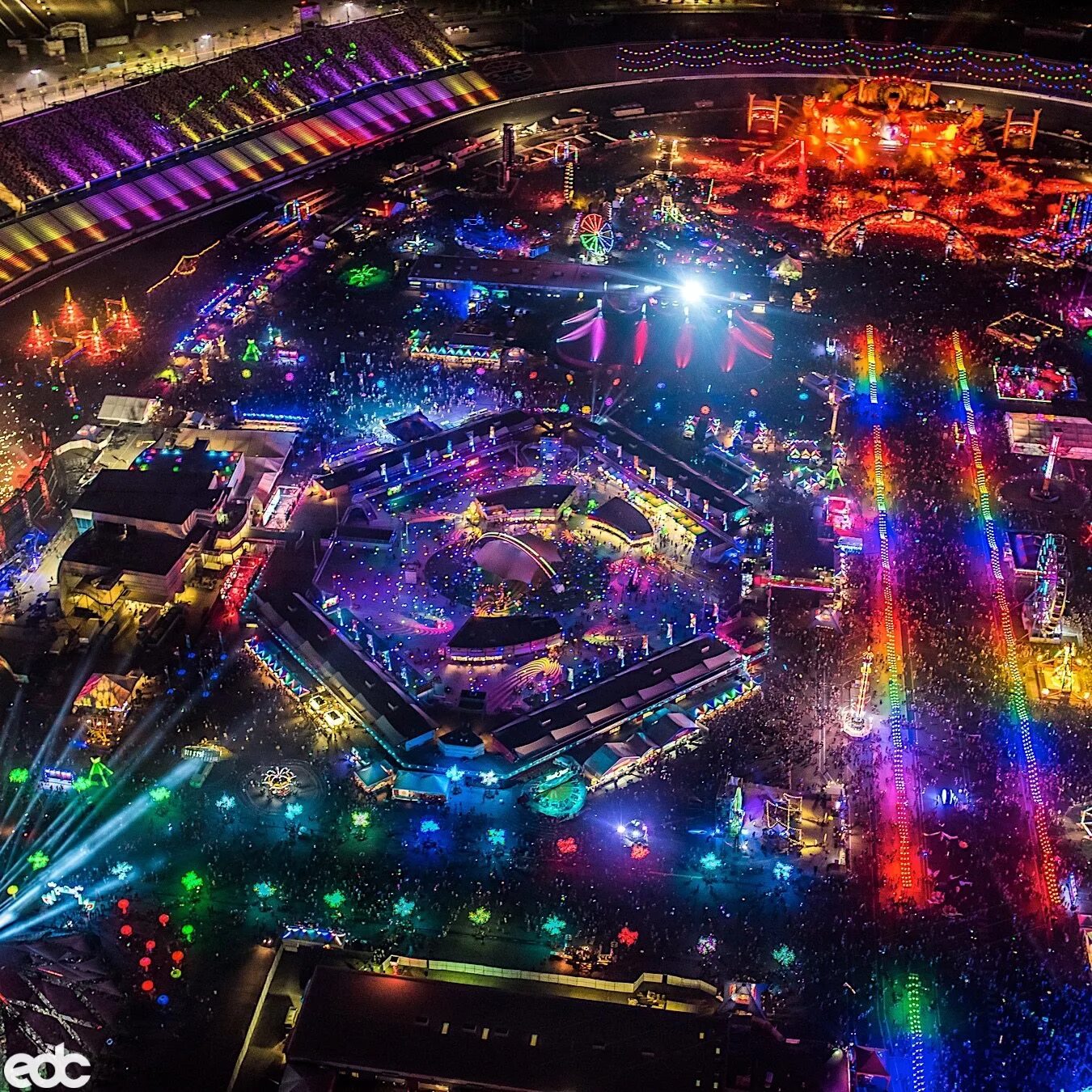Las vegas festival grounds. Electric daisy carnival las vegas. лас вегас с дрона. Vegas 2020. Vegas 2024.