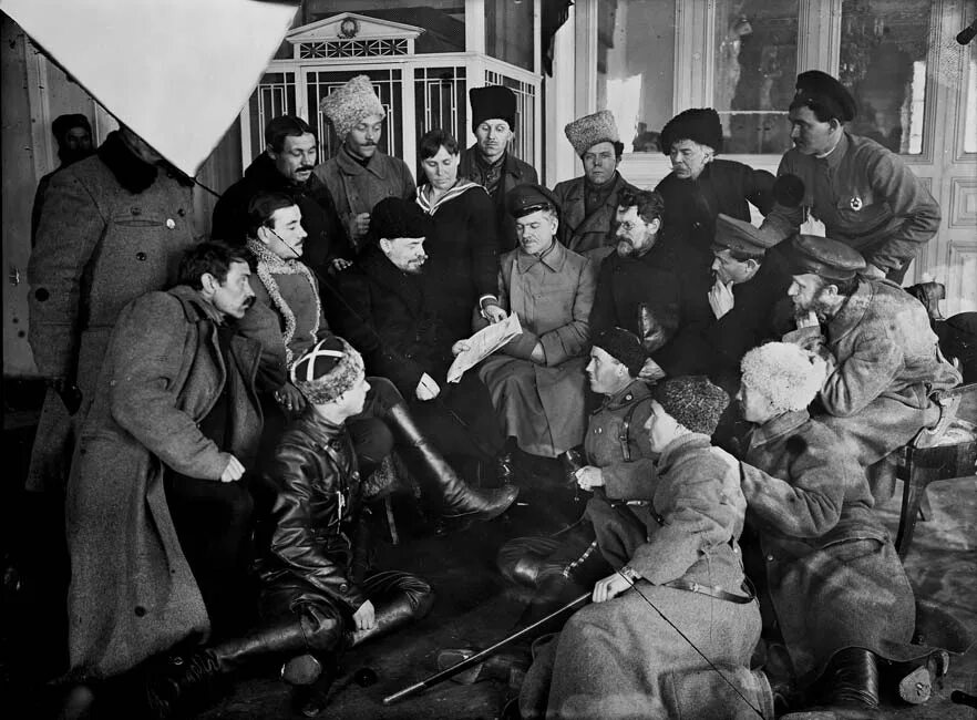 1 съезд ркп б. Первый всероссийский съезд трудовых казаков. съезд трудовых казаков 1920. январь 1920 г. ленин среди делегатов 1 конгресса.