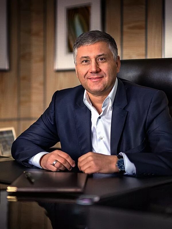 Константин евтушенко. Евгений суворов. Деловой парень. Грязно андрей ресторатор. Биография бизнесменов москвы.