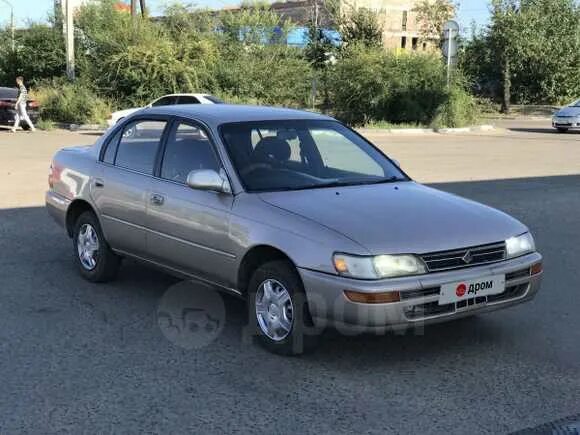 Тойота королла купить в улан удэ. Тойота Королла 1994г 1.3 LX Limited. Тойота Королла 1994 зеленый. Тойота Королла 1994г 1.3 LX Limited дверь.