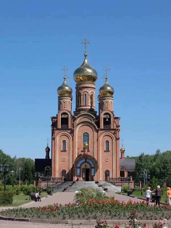 Осинники кемеровская область. Троицкий храм осинники. Кемеровская область осиновики. Осинники отзывы. Население кемерово осинники.