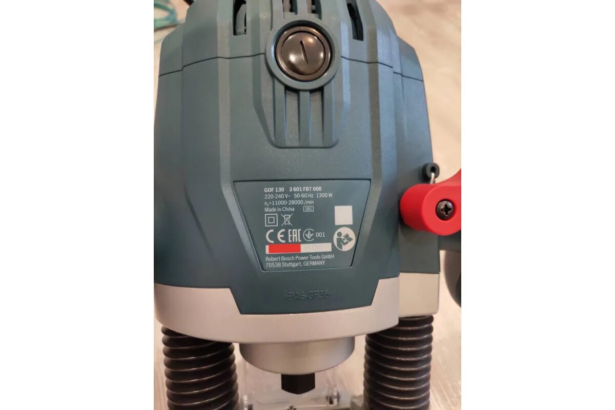 Фрезер бош 130. Фрезер бош gof 130. фрезер bosch gof 130 06016b7000. bosch gof 130, 1300 вт. фрезер bosch gof 130 06016b7000 днс.