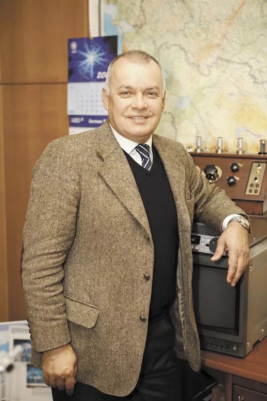 Киселев в молодости фото Дмитрий Киселев журналист ℹ️ биография и личная жизнь, жена, сын, дочь Варвара, ф