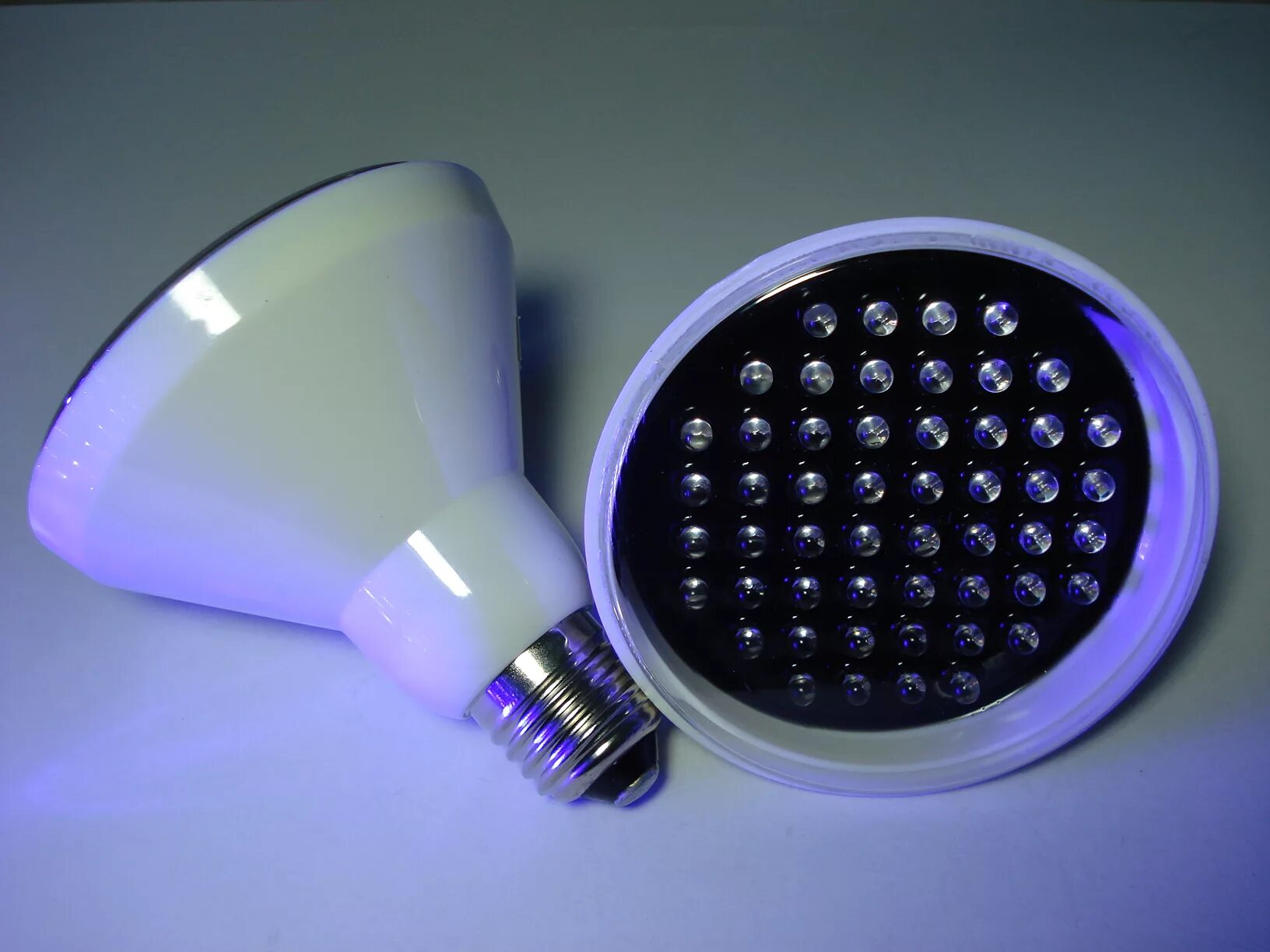 Уф маркет. UV led Bulb. Ultraviolet Light. Фотолампа прожектор е27. Фотоламп ультрафиолет.